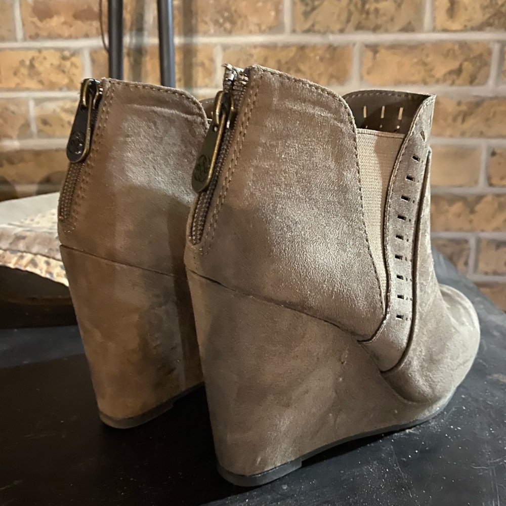 Women’s wedges